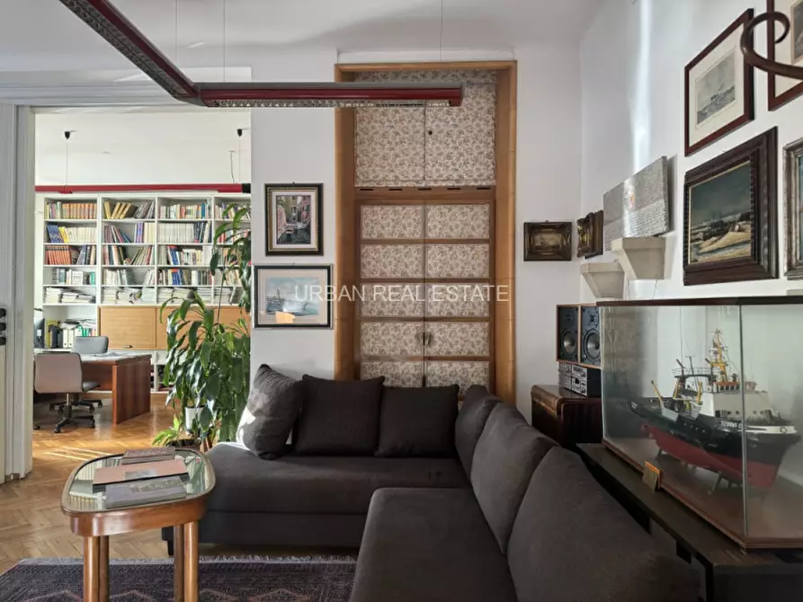 Immagine 2 di Appartamento in vendita  in Via Gioacchino Murat 16 a Trieste