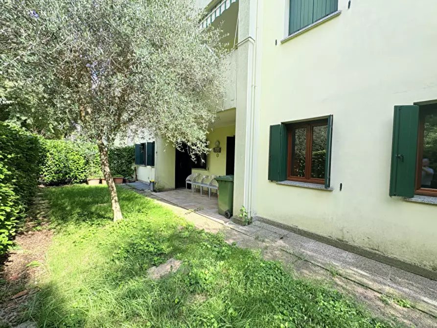 Immagine 5 di Appartamento in vendita  in Viale degli alpini a Battaglia Terme