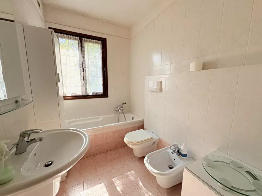 Immagine 11 di Appartamento in vendita  in Viale degli alpini a Battaglia Terme