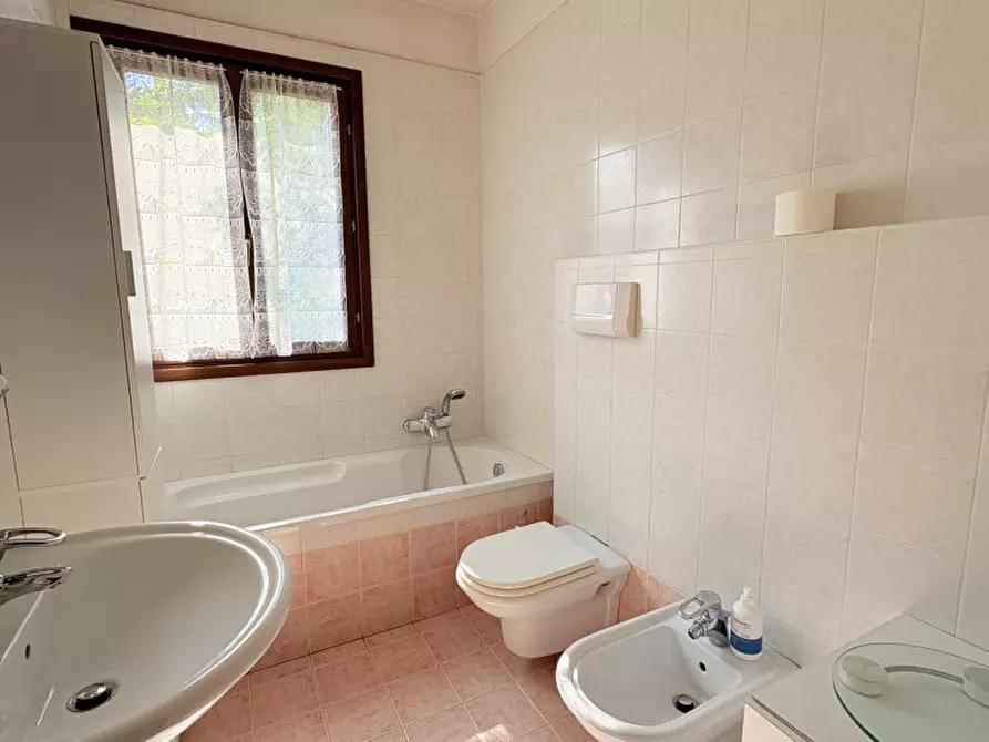 Immagine 12 di Appartamento in vendita  in Viale degli alpini a Battaglia Terme