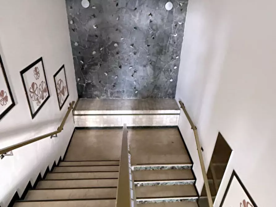 Immagine 5 di Ufficio in vendita  in Via Jacopo Avanzo a Padova