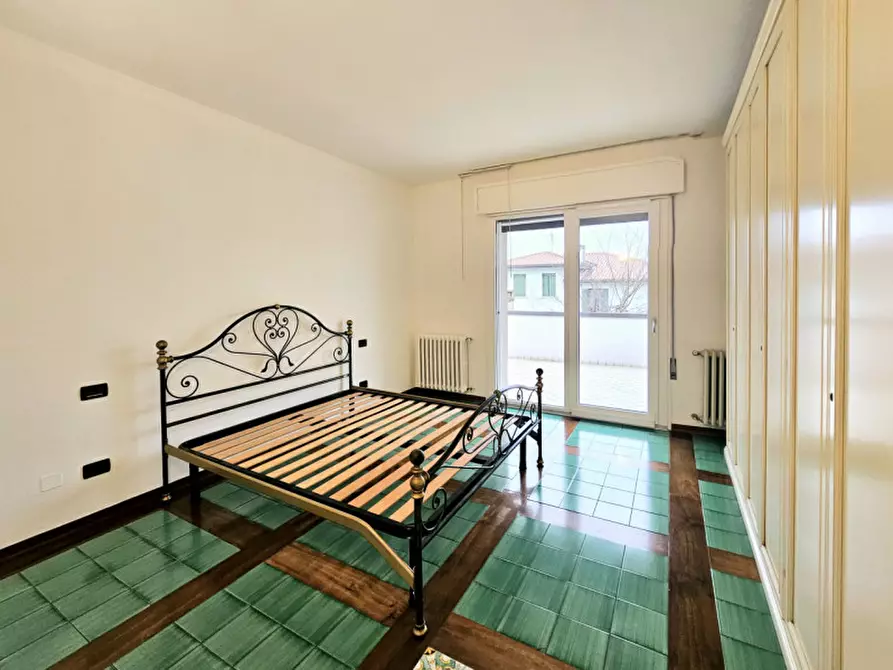 Immagine 9 di Casa bifamiliare in vendita  in VIA ARGINE VALGRANDE a Villa Estense