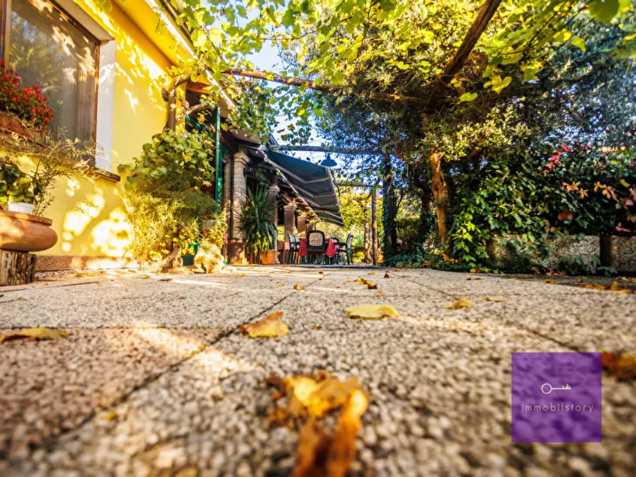 Immagine 12 di Villa in vendita  a Montegrotto Terme