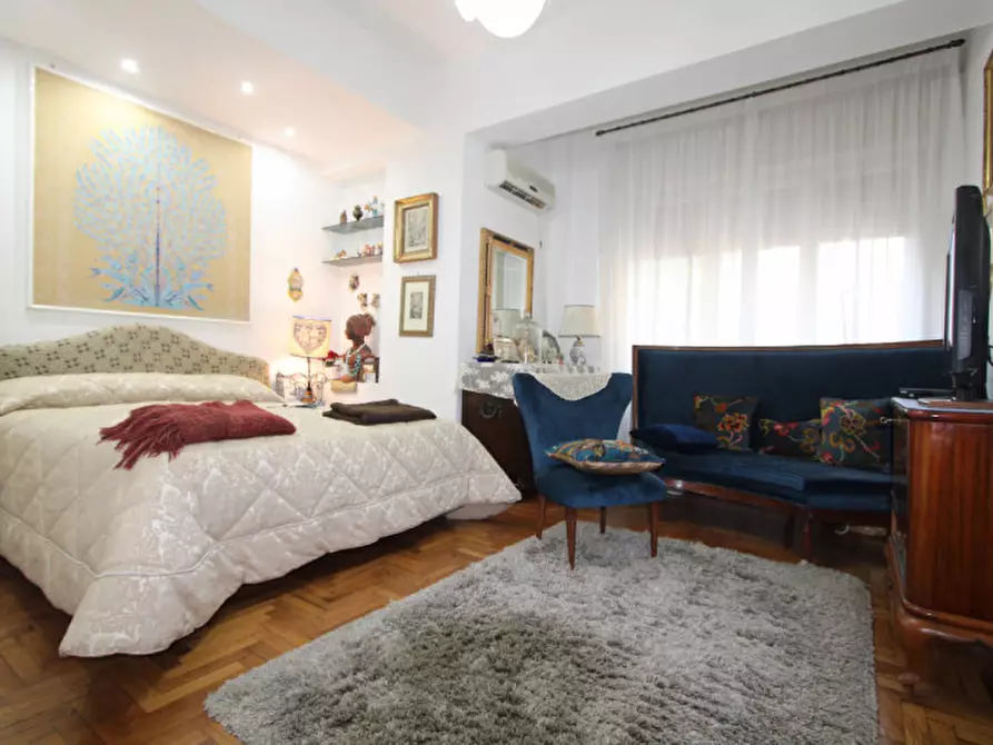 Immagine 1 di Appartamento in vendita  in Viale Regina Elena 137 a Messina