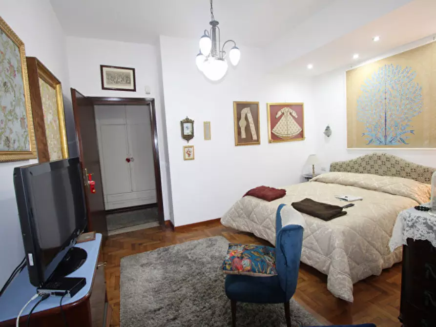 Immagine 3 di Appartamento in vendita  in Viale Regina Elena 137 a Messina