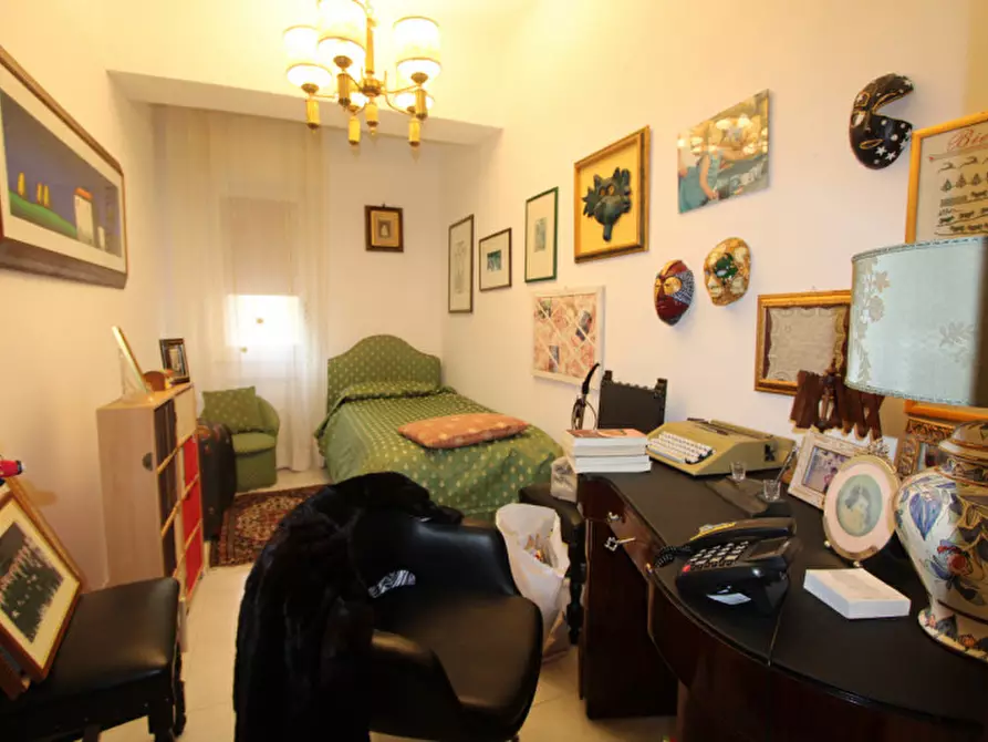 Immagine 6 di Appartamento in vendita  in Viale Regina Elena 137 a Messina