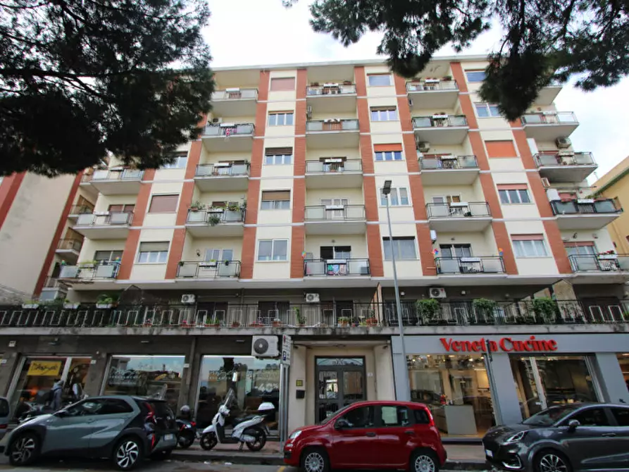 Immagine 26 di Appartamento in vendita  in Viale Regina Elena 137 a Messina