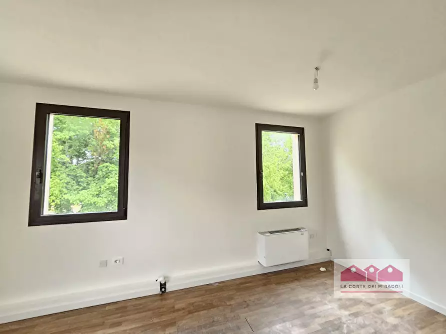 Immagine 9 di Ufficio in affitto  in via monte grappa a Costabissara