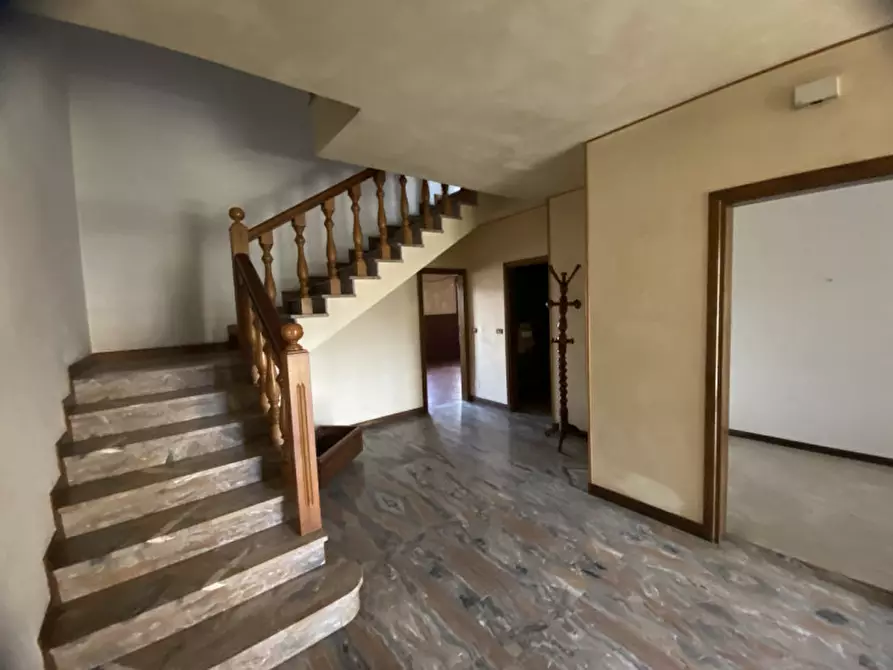 Immagine 8 di Casa bifamiliare in vendita  in Viale Roma a Torri Di Quartesolo