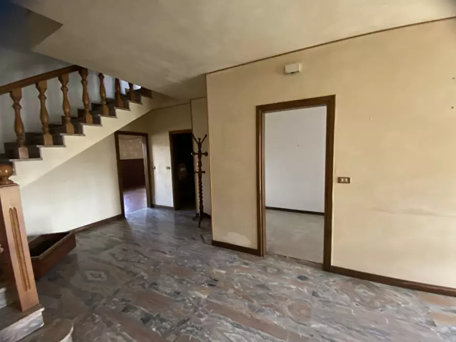 Immagine 9 di Casa bifamiliare in vendita  in Viale Roma a Torri Di Quartesolo