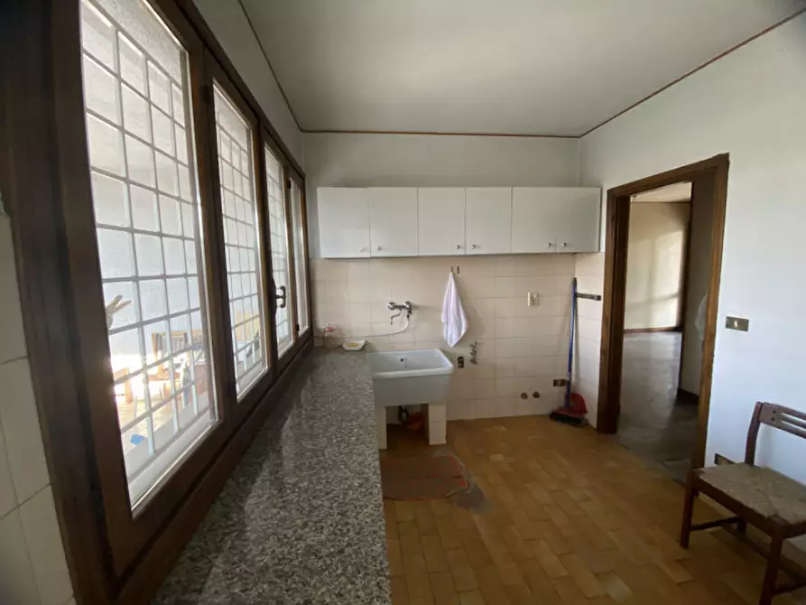 Immagine 14 di Casa bifamiliare in vendita  in Viale Roma a Torri Di Quartesolo