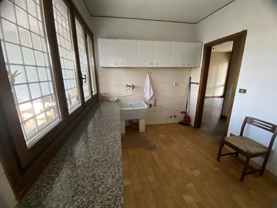 Immagine 17 di Casa bifamiliare in vendita  in Viale Roma a Torri Di Quartesolo