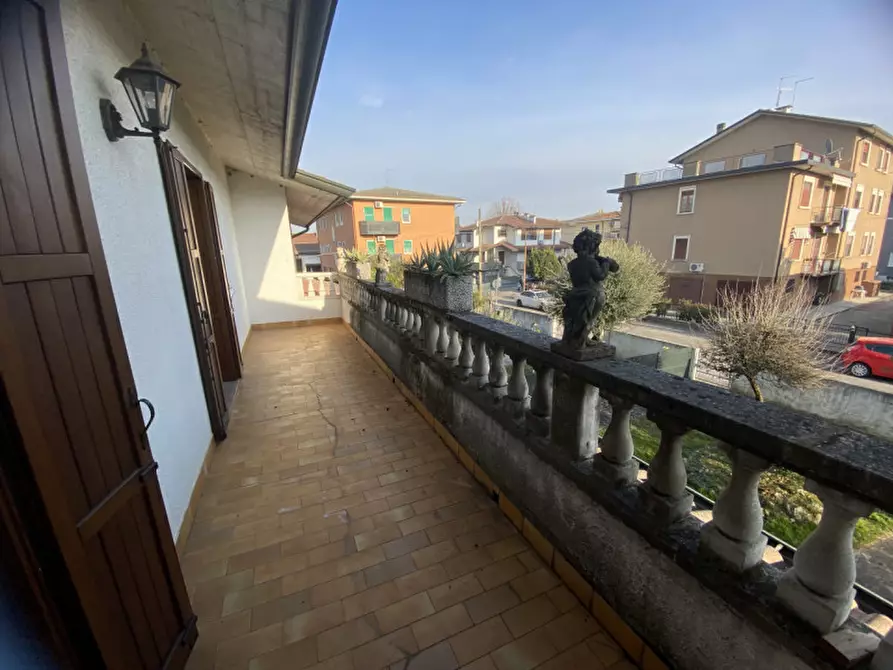 Immagine 32 di Casa bifamiliare in vendita  in Viale Roma a Torri Di Quartesolo