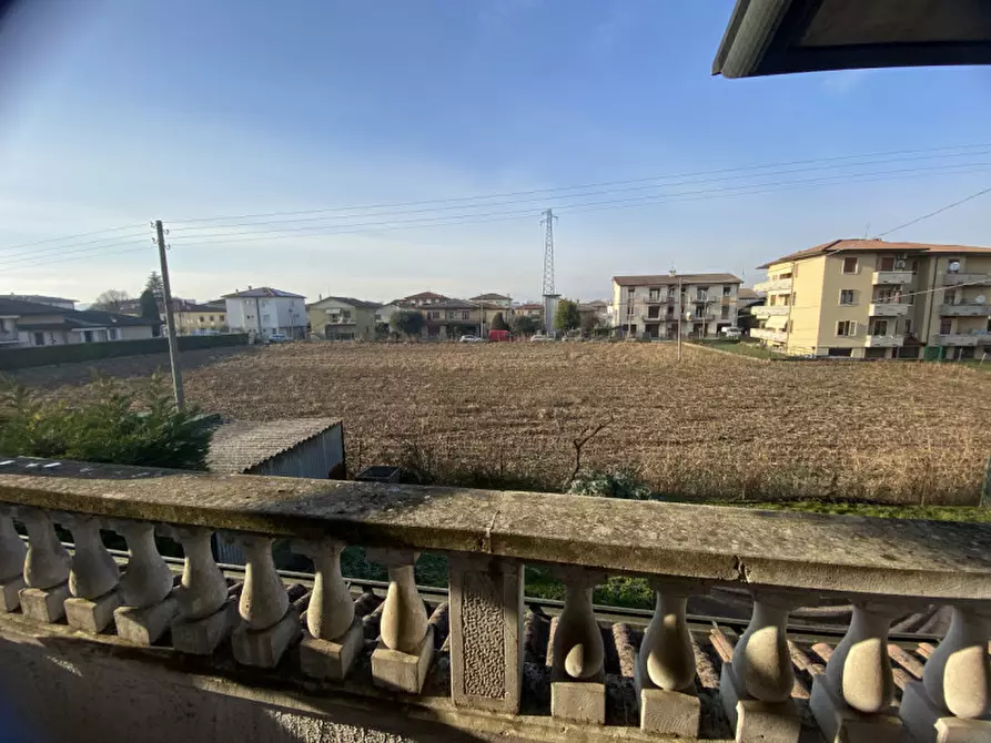 Immagine 35 di Casa bifamiliare in vendita  in Viale Roma a Torri Di Quartesolo