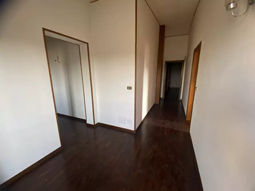 Immagine 36 di Casa bifamiliare in vendita  in Viale Roma a Torri Di Quartesolo