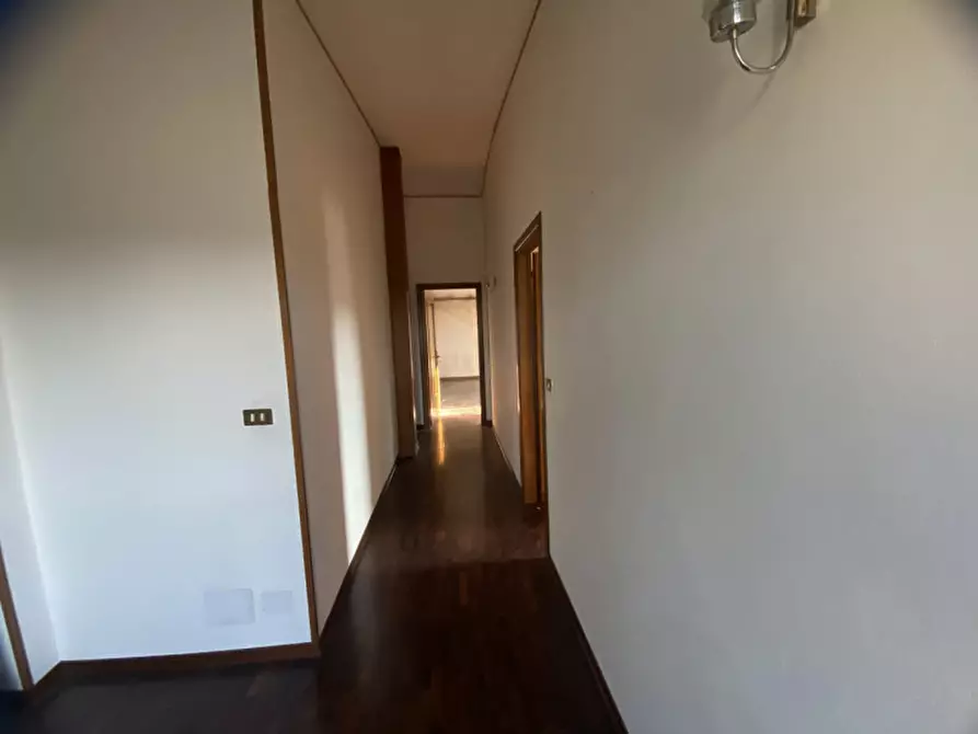 Immagine 44 di Casa bifamiliare in vendita  in Viale Roma a Torri Di Quartesolo