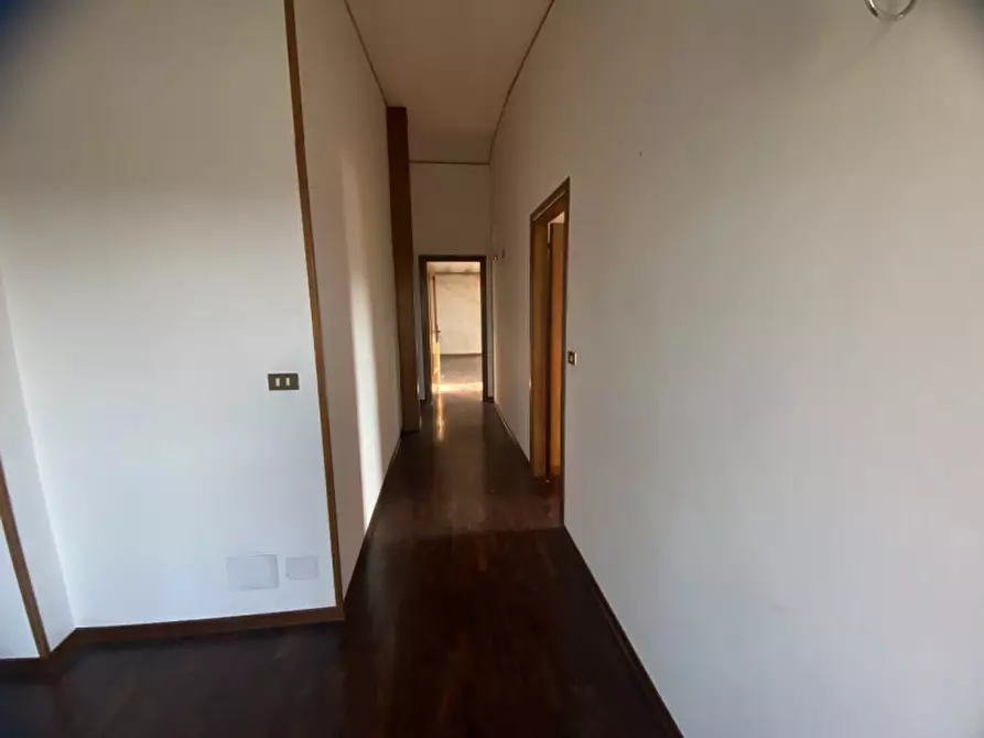 Immagine 49 di Casa bifamiliare in vendita  in Viale Roma a Torri Di Quartesolo