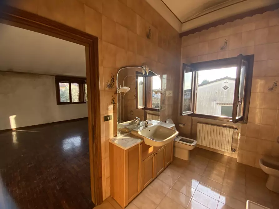 Immagine 52 di Casa bifamiliare in vendita  in Viale Roma a Torri Di Quartesolo