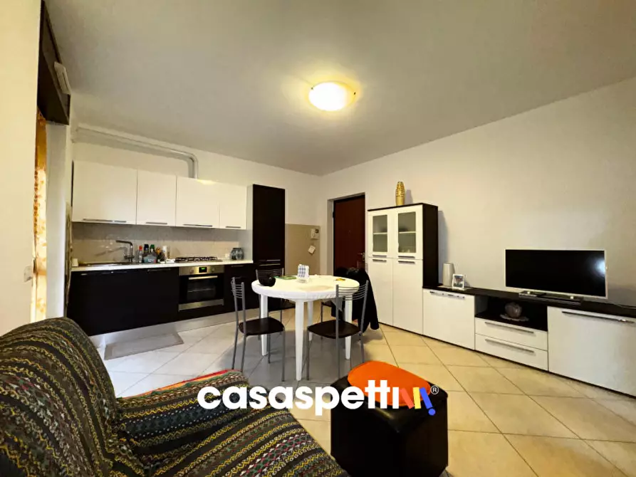 Immagine 3 di Appartamento in vendita  in via lombardini a Vidigulfo