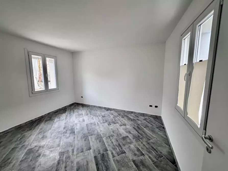 Immagine 7 di Appartamento in vendita  a Badia Polesine