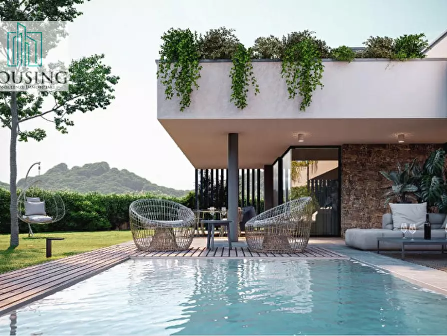 Immagine 1 di Villa in vendita  in Via Monteortone a Abano Terme
