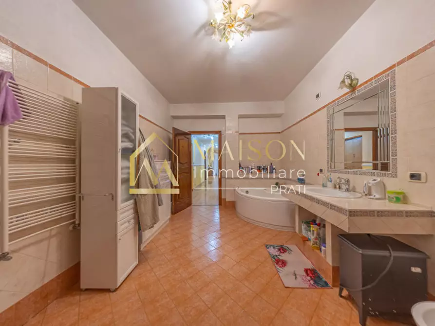 Immagine 43 di Appartamento in vendita  in Via Tusa a Roma