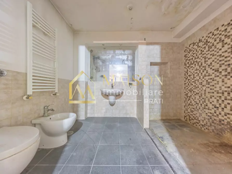 Immagine 48 di Appartamento in vendita  in Via Tusa a Roma