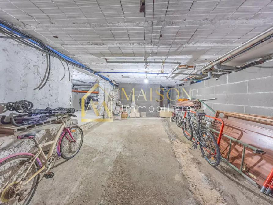 Immagine 53 di Appartamento in vendita  in Via Tusa a Roma