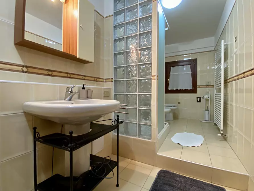 Immagine 32 di Casa indipendente in vendita  in Strada Sant'Antonino a Vicenza