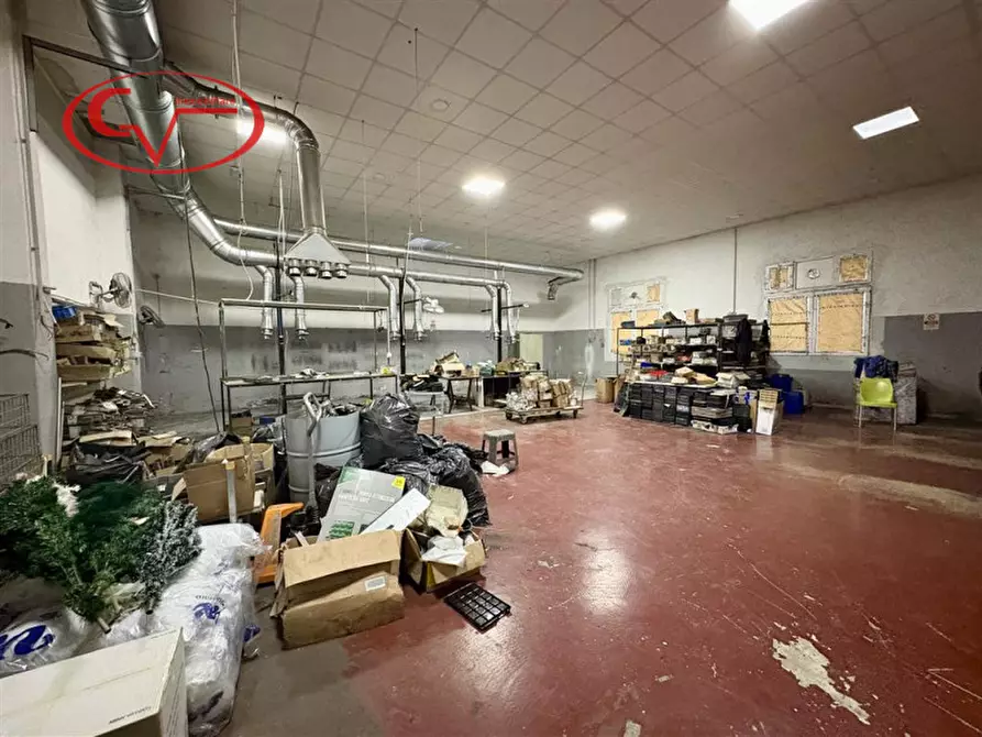 Immagine 2 di Capannone industriale in affitto  in Viale Armando Diaz a Montevarchi