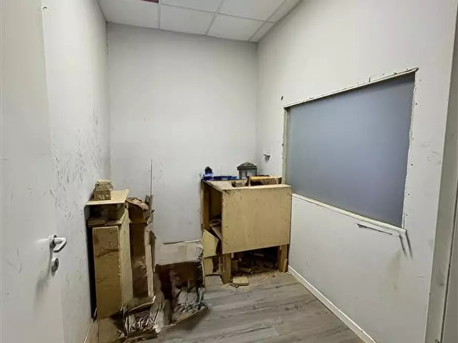 Immagine 3 di Capannone industriale in affitto  in Viale Armando Diaz a Montevarchi