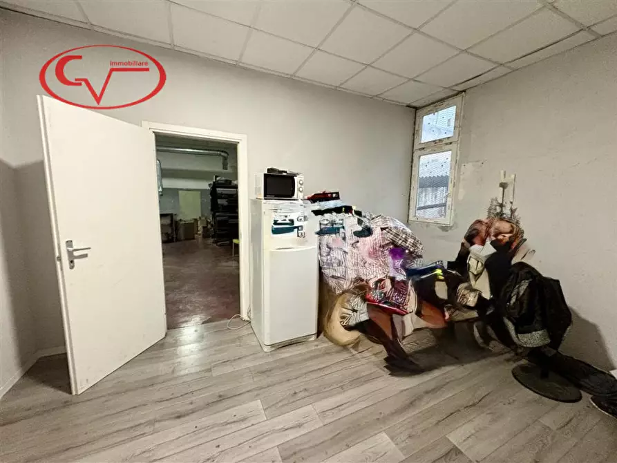 Immagine 4 di Capannone industriale in affitto  in Viale Armando Diaz a Montevarchi