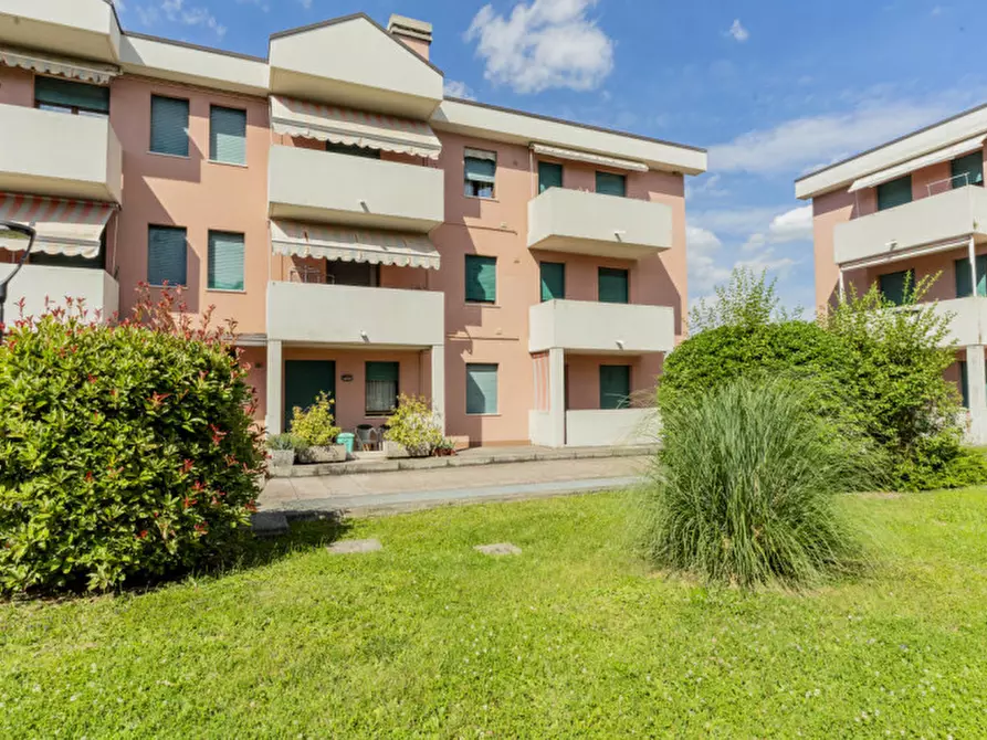 Immagine 2 di Appartamento in vendita  in Via Sant'Antonio da Padova 2 a Abano Terme
