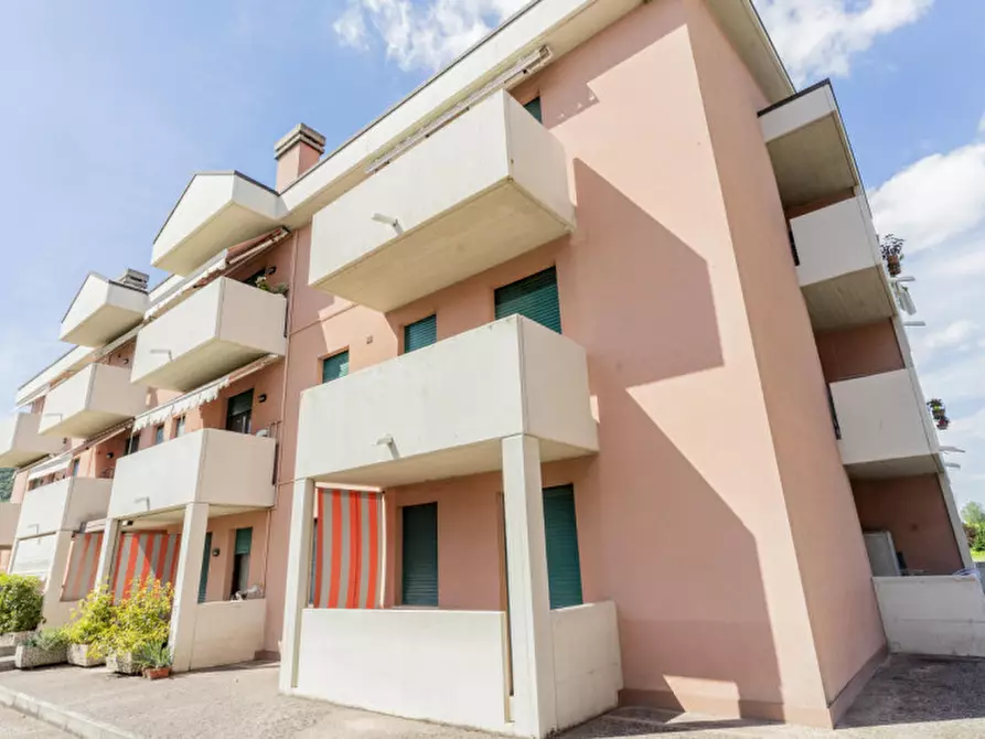 Immagine 26 di Appartamento in vendita  in Via Sant'Antonio da Padova 2 a Abano Terme