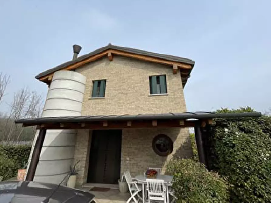 Immagine 3 di Casa bifamiliare in vendita  in Via Chiodo, 1 a Salgareda