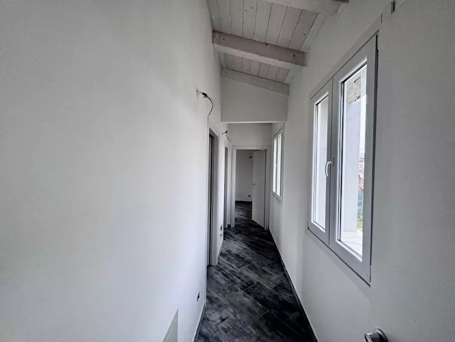 Immagine 6 di Appartamento in vendita  a Badia Polesine