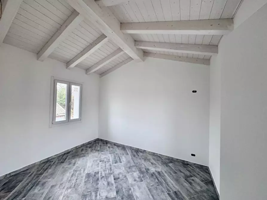 Immagine 7 di Appartamento in vendita  a Badia Polesine