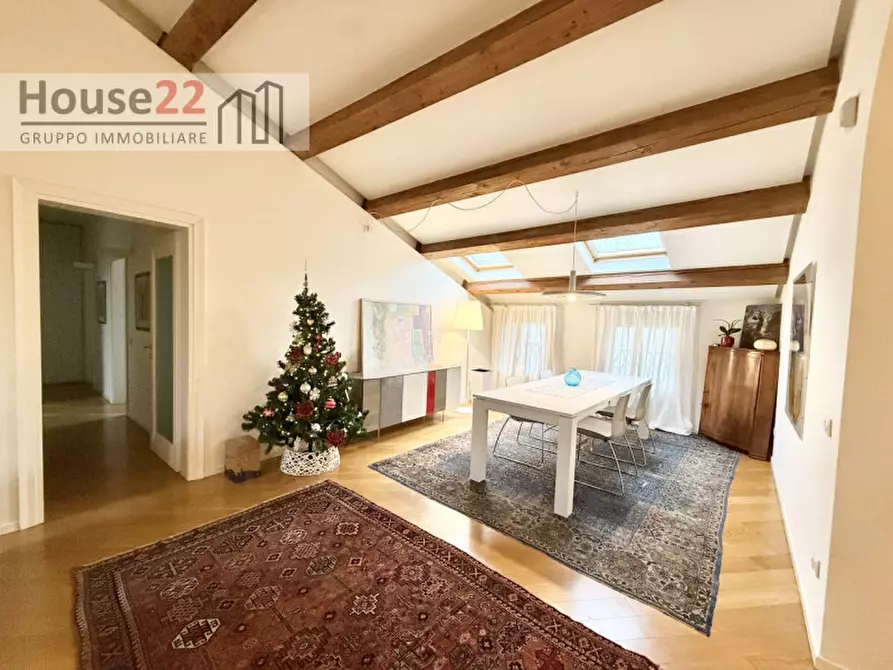 Immagine 12 di Appartamento in vendita  a Vicenza