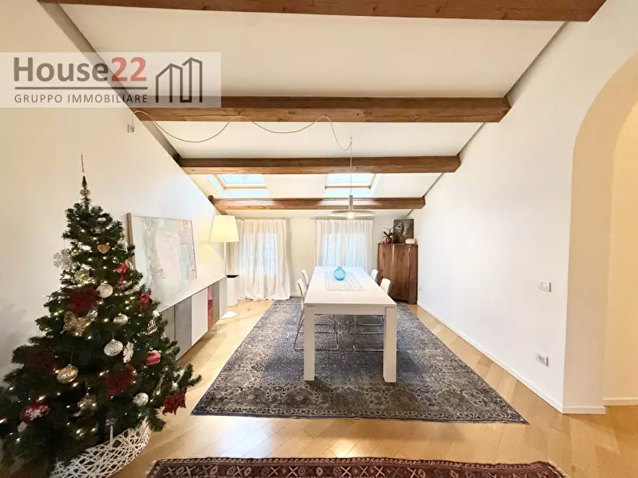 Immagine 14 di Appartamento in vendita  a Vicenza