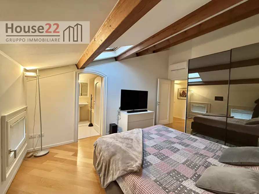 Immagine 23 di Appartamento in vendita  a Vicenza