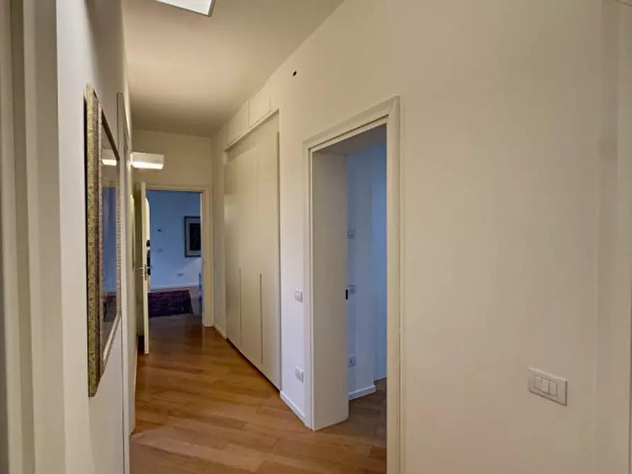 Immagine 27 di Appartamento in vendita  a Vicenza