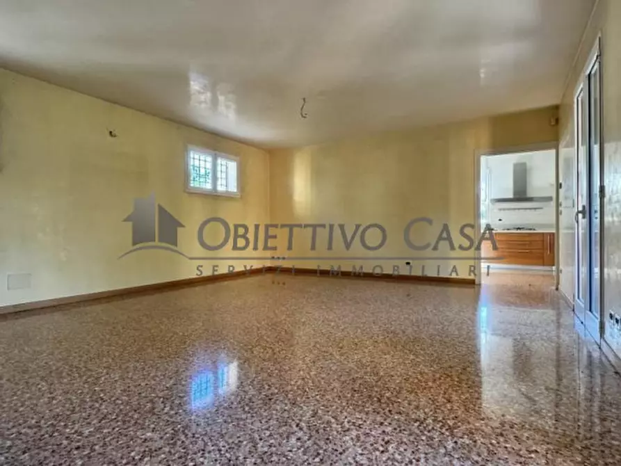 Immagine 3 di Villa in vendita  in Via Luigi Pierobon a Padova