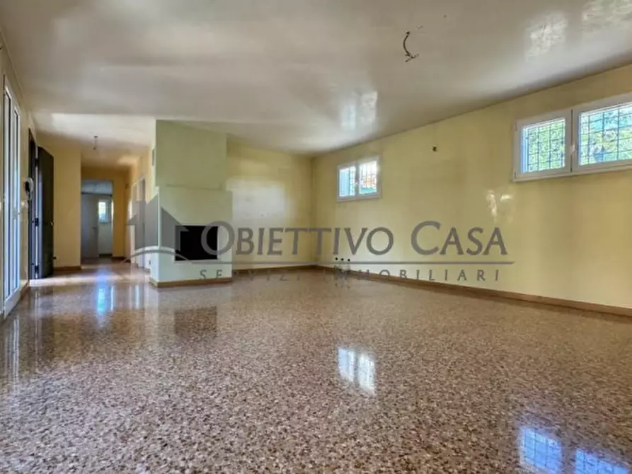 Immagine 4 di Villa in vendita  in Via Luigi Pierobon a Padova