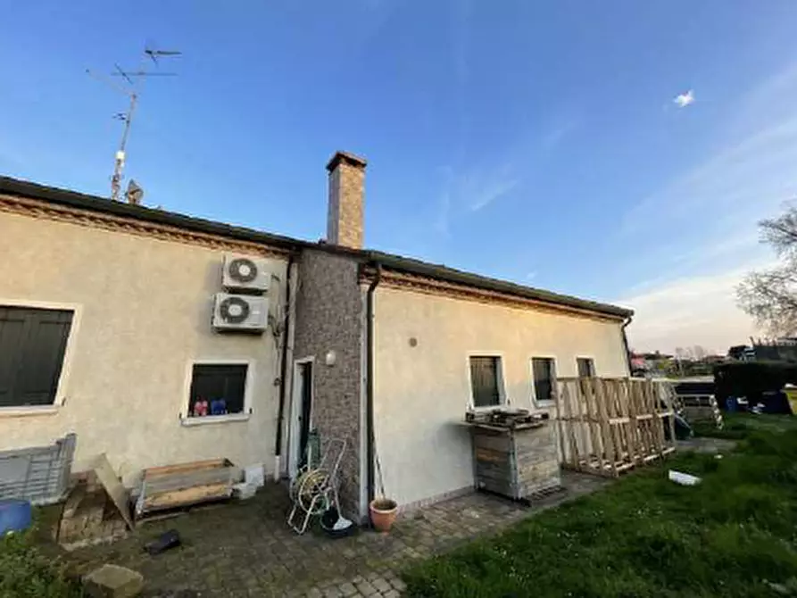 Immagine 3 di Casa indipendente in vendita  in Via Chiodo, 3 a Salgareda