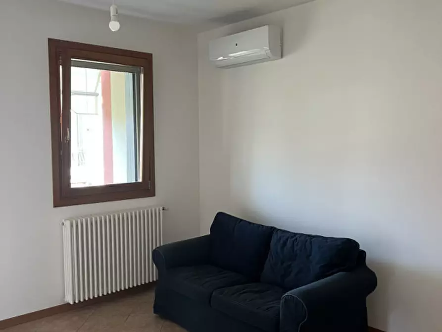Immagine 2 di Appartamento in affitto  in Via G.B. Alezzini a Arqua' Petrarca