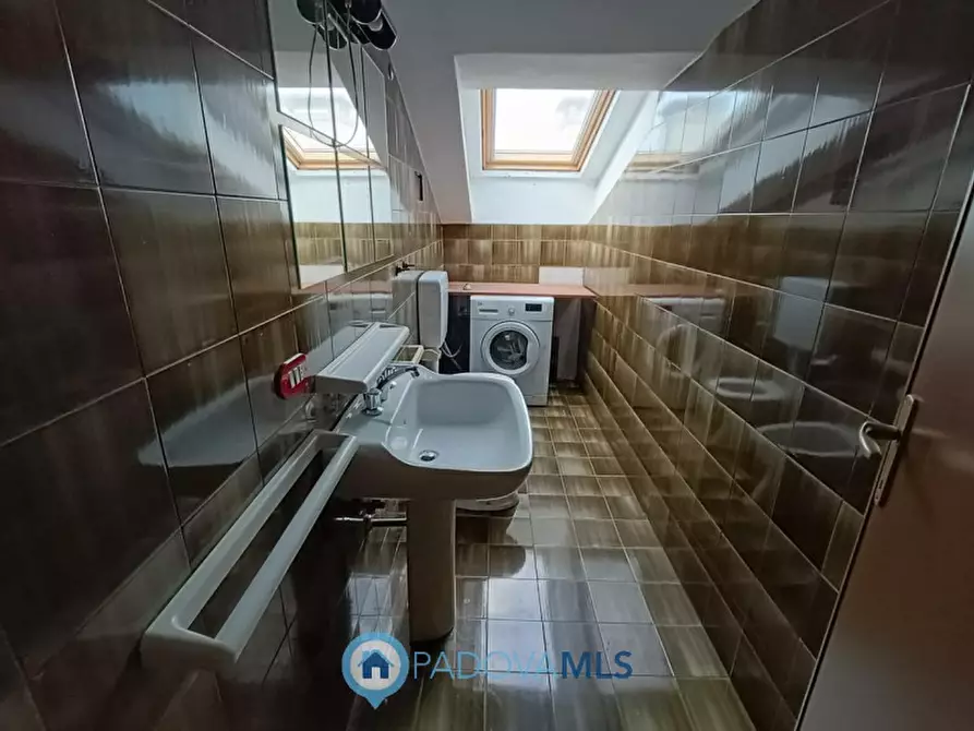 Immagine 14 di Appartamento in vendita  in Via Luigi Pastro a Padova