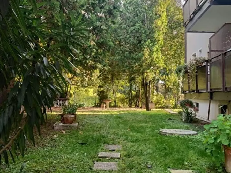 Immagine 21 di Appartamento in vendita  in Via Luigi Pastro a Padova