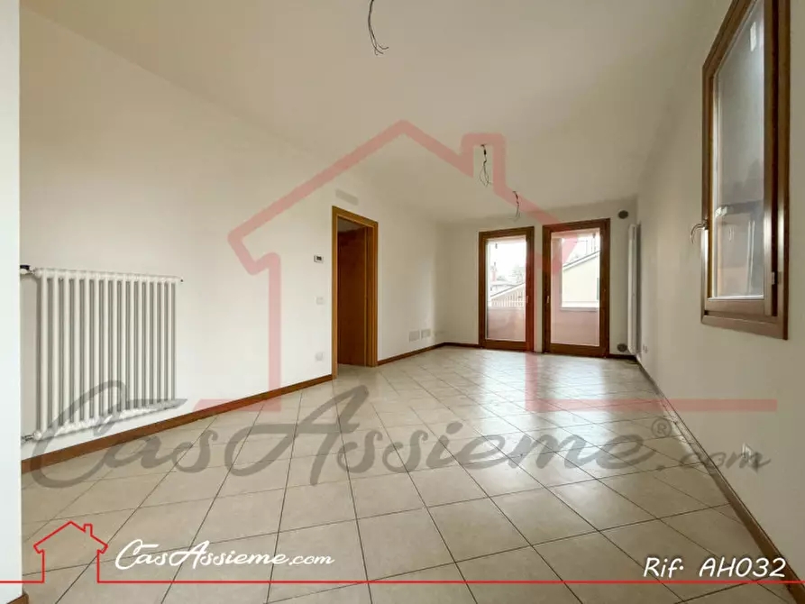 Immagine 3 di Appartamento in vendita  a Rossano Veneto