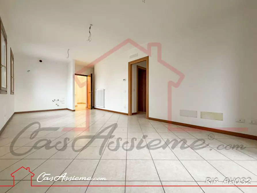 Immagine 7 di Appartamento in vendita  a Rossano Veneto