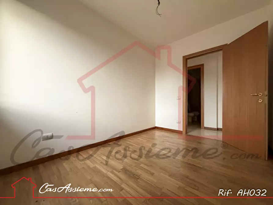 Immagine 16 di Appartamento in vendita  a Rossano Veneto